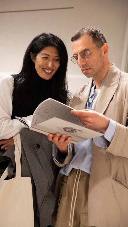 BOOK SIGNING AND TALK I DR LISA COOPER | ICICLE PARIS